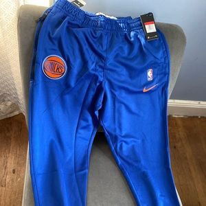 Nike Knicks joggers